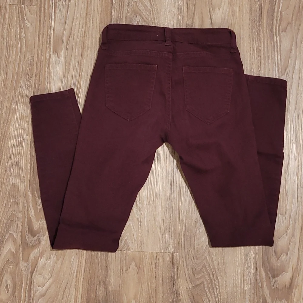 Burgundy Skinny Jean's size 0 - Picture 5 of 7